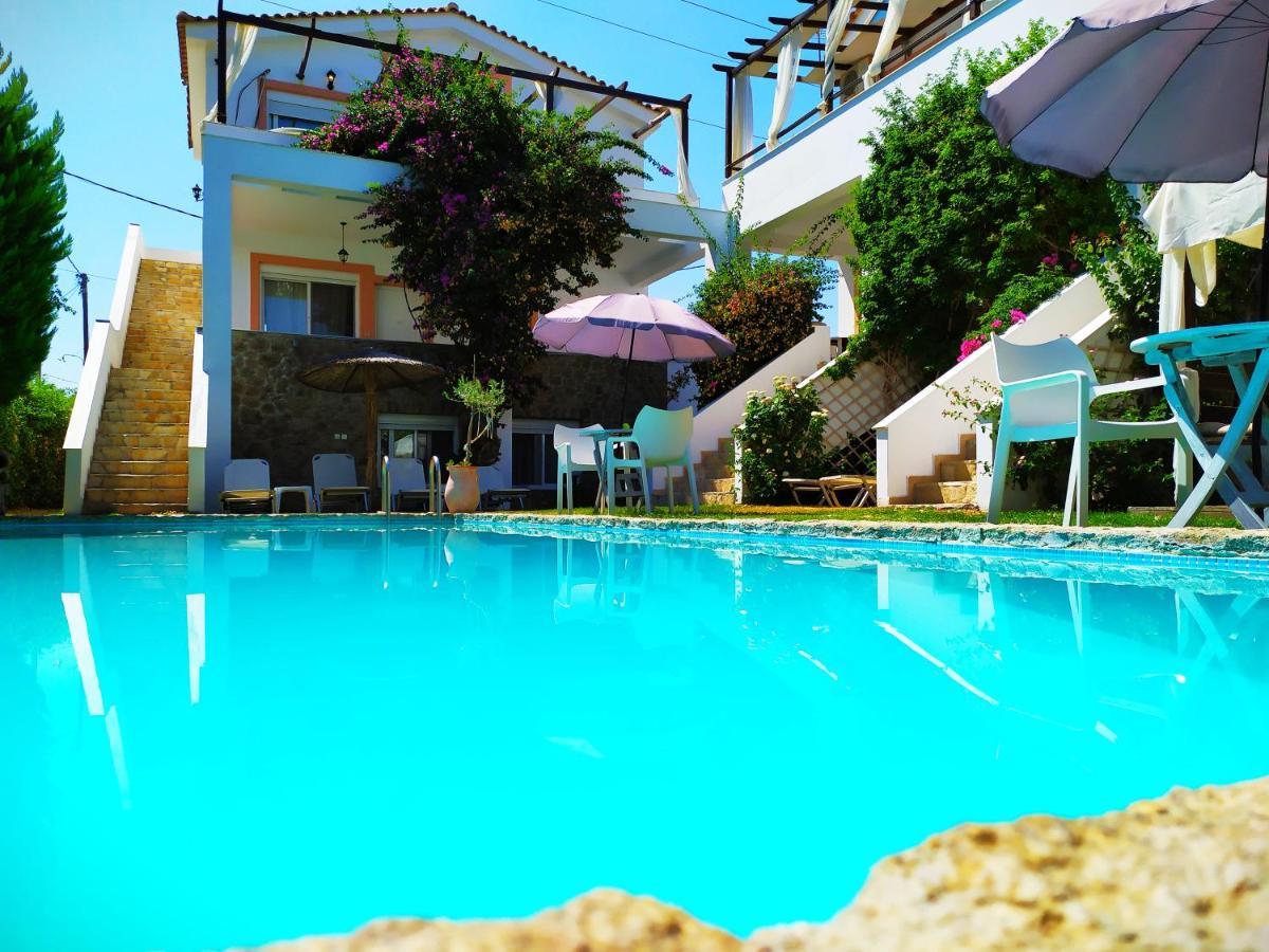 Irene'S Maisonette At Rafaella Resort Kokkónion Dış mekan fotoğraf